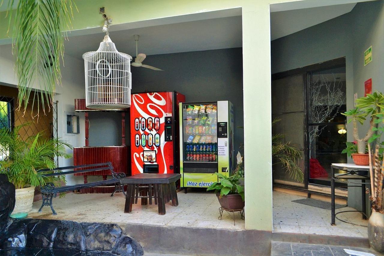 Hotel Laguna Inn Torreón Extérieur photo