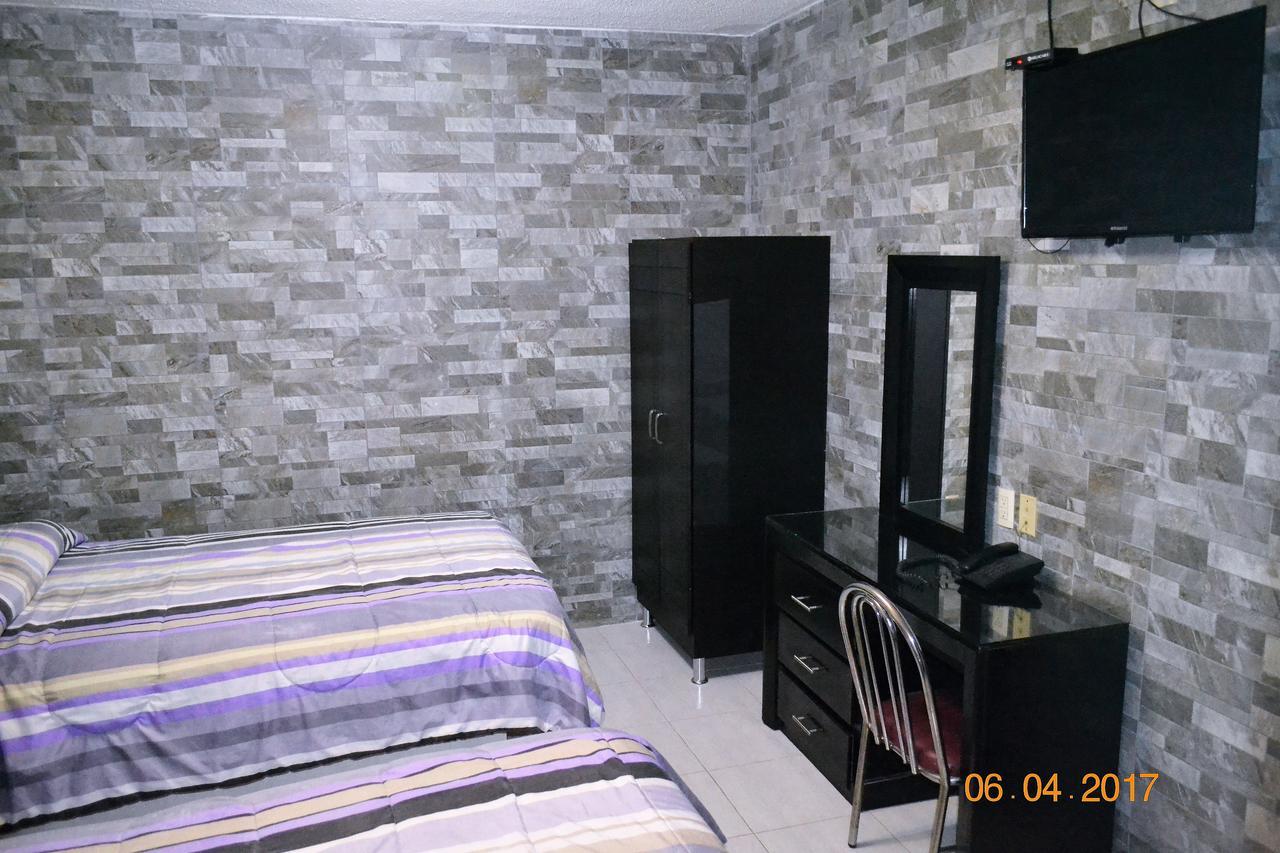 Hotel Laguna Inn Torreón Extérieur photo